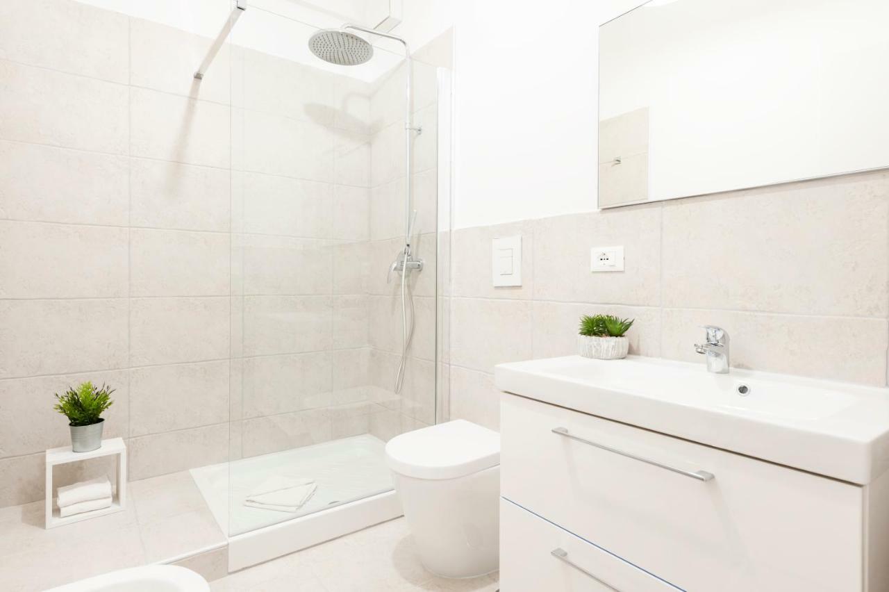 White Flat Labicana ローマ エクステリア 写真